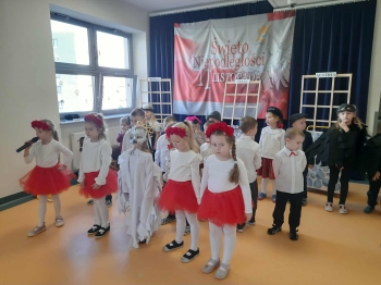 ce7e6a69-f574-4fe1-9bd7-b8771859941f