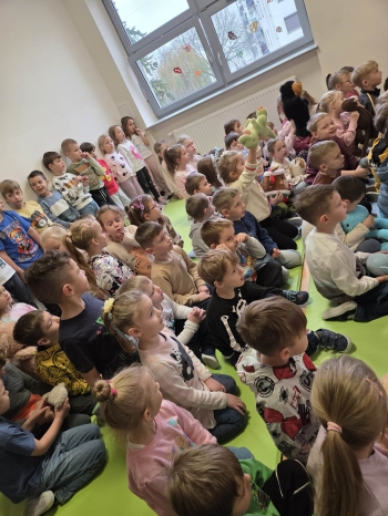 e8389d84-3315-4d1f-9b26-97bdfc24e8d7