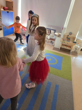 ff1d96d8-c8a0-458b-b71d-0908d6c69587