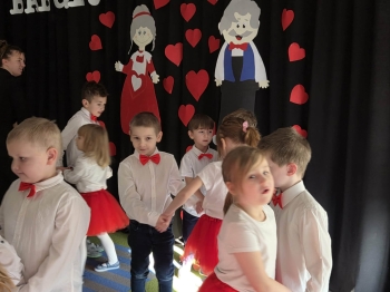 53226486-e311-459c-8654-47be7d0db083