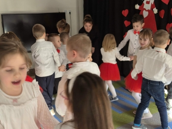 c302c9ae-4460-4560-9e15-c7e40388ee1f