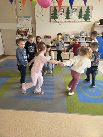 d1294328-834a-4dbb-bb52-10061aa3877e