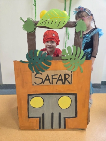 76d2f439-0005-448d-a004-8abaaa7593e0