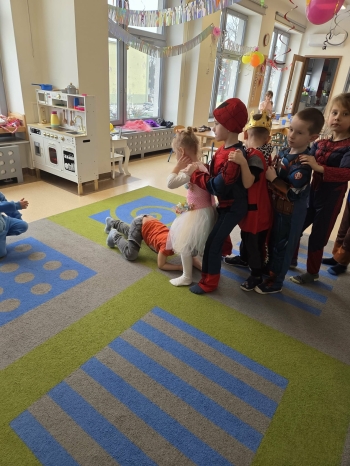 e297d6d9-bf09-4451-b3a4-0a79cdc3f5a6