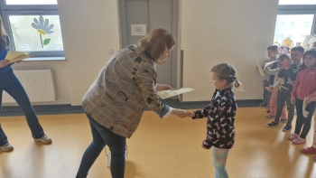 motion_photo_3410511841178728277