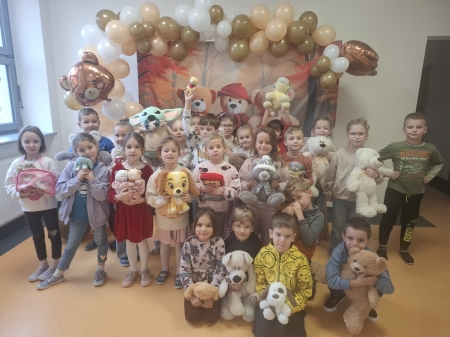 Dzien Pluszowego Misia