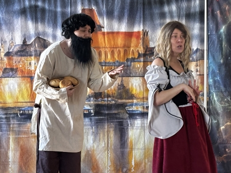 „Królowa pszczół” -Teatr „Z uśmiechem” .