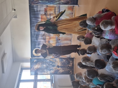 Teatrzyk ''Królowa pszczół''