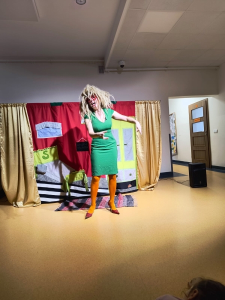 Teatr pomocnik ''Smok Stefan''